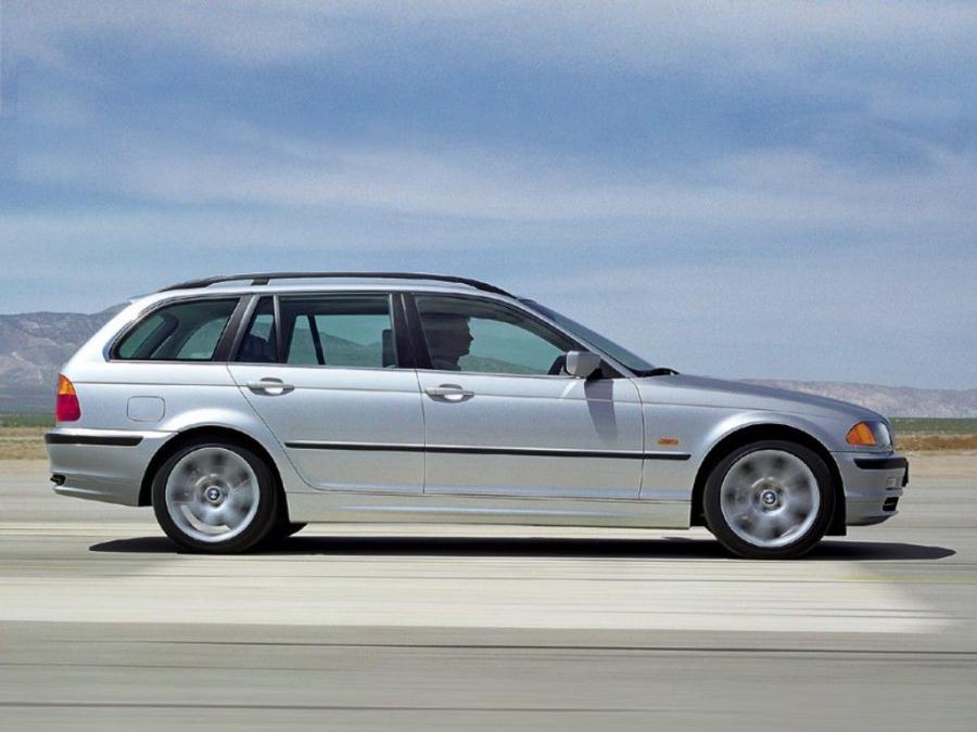  BMW 328i Touring 1999 года  (фото 2 из 7)